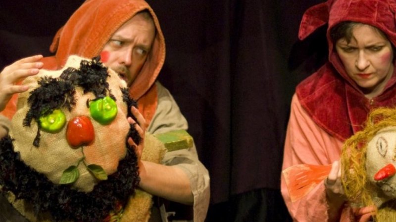 „Opowieści Wagantów” to próba odtworzenia średniowiecznego spektaklu lalkowego (fot. mat. organizatora)