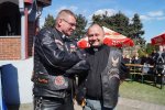 Organizatorzy V Wilkowyjskiego Zlotu Motocyklowego - ks. Michał Macherzyński oraz ks. Darek Gadomski (fot. mat. Silesia Dzieci)