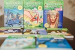 "Magiczny domek na drzewie" to seria książek dla dzieci w wieku 6-9 lat od wydawnictwa Mamania (fot. Ewelina Zielińska)