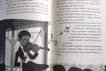 Ilustracje w książce pt. "Magicy" przypominają amerykańskie animacje (fot. Ewelina Zielińska/SilesiaDzieci.pl)
