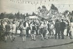 W chorzowskim wesołym miasteczku organizowane były także "potańcówki" (fot. mat. Śląskiego Wesołego Miasteczka)