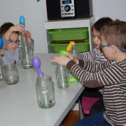 Laboratorium malucha to warsztaty naukowe dla dzieci w Piaskownicy Kulturalnej (fot. foter.com)