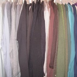 Szafing to świetny sposób na pozbycie się ubrań, które nam się znudziły lub z których wyrosły nasze pociechy i zaopatrzenia się w nowe (fot. foter.com)