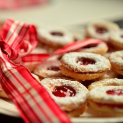 Ciasteczkowe witrażyki wykonane własnoręcznie to unikatowy prezent dla babci i dziadka (fot. pixabay)