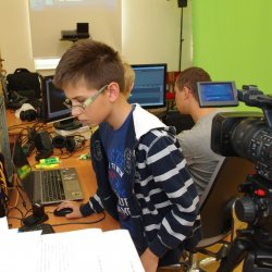 Dzieci i młodzież mogą poznać bliżej sztukę tworzenia filmu na zajęciach AKF Zagłębie (fot. mat. organizatora)