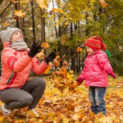 Zabawy na świeżym powietrzu to jeden ze sposobów na wzmocnienie odporności dziecka (fot. pixabay)
