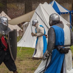 Walki rycerskie to tylko część atrakcji jakie przygotowano na IV Jarmark Średniowieczny w Bytomiu (fot. pixabay)