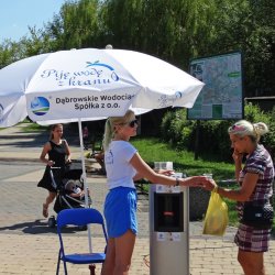Trwa akcja "Piję wodę z kranu" w Dąbrowie Górniczej (fot. mat. organizatora)