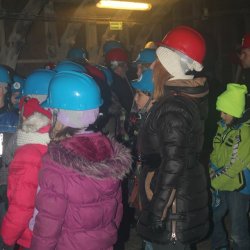 Podczas jarmarku bożonarodzeniowego przed zamkiem w Będzinie, podziemia będzie można zwiedzać za darmo (fot. mat. prasowe)