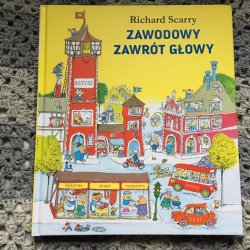 „Zawodowy zawrót głowy” to książka, która zaspokoi potrzeby poznawcze niejednego malucha (fot. Ewelina Zielińska/SilesiaDzieci.pl)