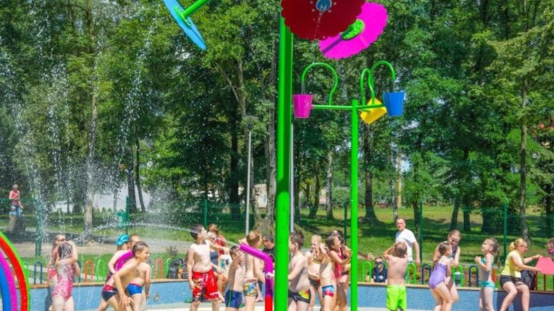 Wodny Plac Zabaw w Będzinie funkcjonuje już drugi sezon (fot. mat. archiwum miasta Będzin)