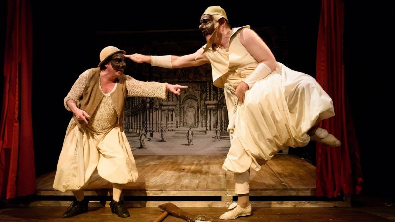 "Miłość do trzech pomarańczy" to spektakl, który otworzy nowy sezon w Teatrze Ateneum (fot. FB Teatr Lalki i Aktora Ateneum)