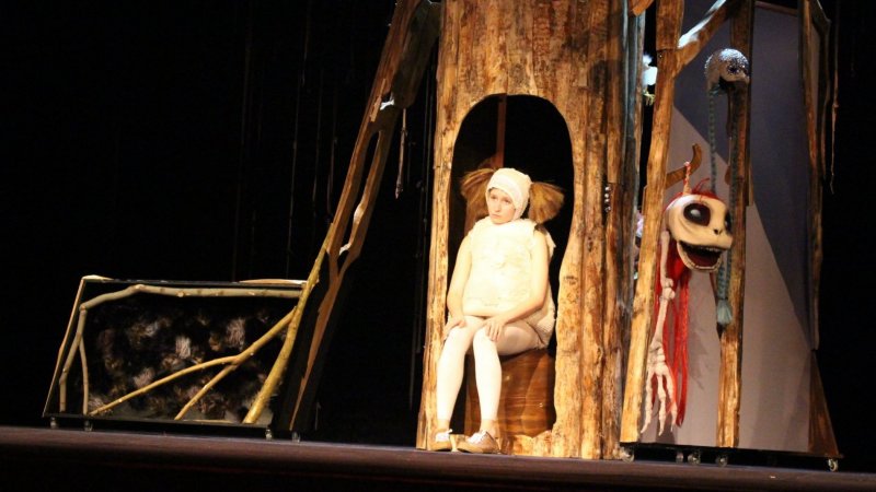 "Cicho" to niezwykły spektakl, który możecie oglądać w Teatrze Dzieci Zagłębia im. J. Dormana w Będzinie (fot. mat. Teatr Dzieci Zagłębia)
