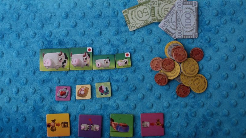 "Wesołe krówki" to świetna gra ekonomiczna dla graczy od lat 10 wydana przez 2 Pionki (fot. Ewelina Zielińska)