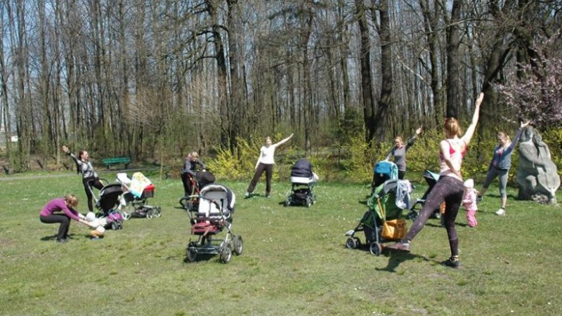 BuggyGym to zajęcia sportowe przygotowane specjalnie dla mam z małymi dziećmi w wózkach (fot. buggygym.pl)