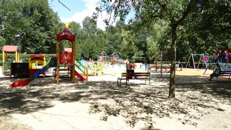 Nowy plac zabaw znajduje się w Parku Miejskim w Tychach (fot. mat. UM Tychy)