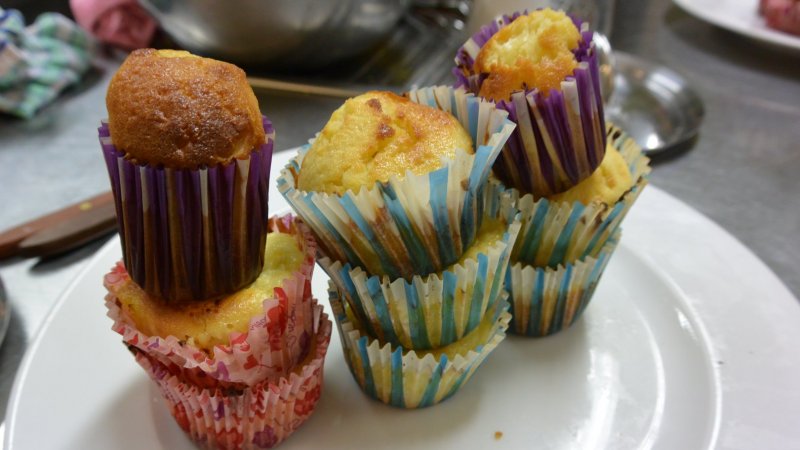 Muffinki z białym serem to przepis sprawdzony na warsztatach w Cynamon Sztuka Gotowania (fot. mat. Cynamon Sztuka Gotowania)