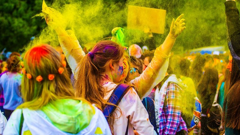 Festiwal kolorów odbędzie się 15 sierpnia na górnej stacji Kolei Linowych Czantoria w Ustroniu (fot. pixabay)