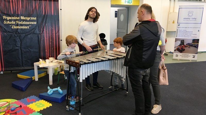Prywatna Szkoła Muzyczna "Elementarz" zabrała dzieci do pięknego świata muzyki (fot. mat. SilesiaDzieci.pl)