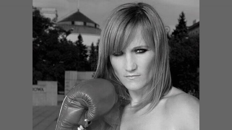 Ambasadorką projektu została wielokrotna mistrzyni świata i Europy w kick-boxingu i boksie - Iwona Guzowska (fot. archiwum zdjęć Iwony Guzowskiej na Fb)