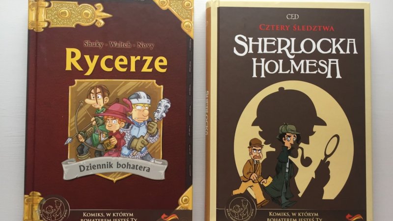 „Cztery Śledztwa Sherlocka Holmesa” i „Rycerze. Dziennik bohatera” to komiksy paragrafowe od FoxGames (fot. Ewelina Zielińska/SilesiaDzieci.pl)