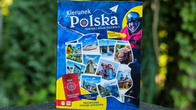 "Kierunek Polska" to przewodnik dla młodych podróżników wydany przez Zieloną Sowę (fot. Ewelina Zielińska)
