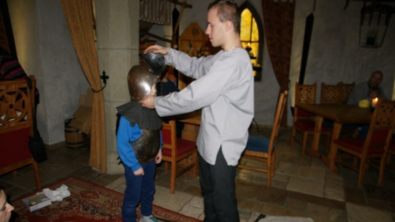 Odwiedzający zamek w Pszczynie będą mieli okazję poczuć się jak prawdziwi rycerze (fot. mat. organizatora)