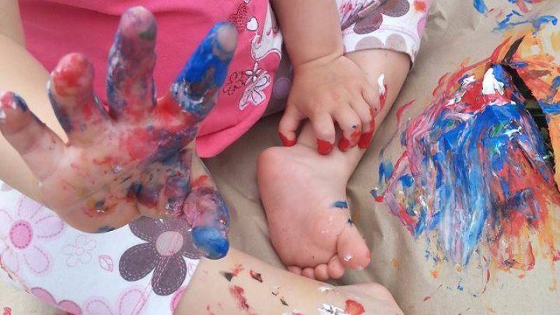 Na zajęcia pt. "Malujemy paluszkami" zaprasza Pracownia Twórczego Rozwoju Maminka (fot. mat. organizatora)