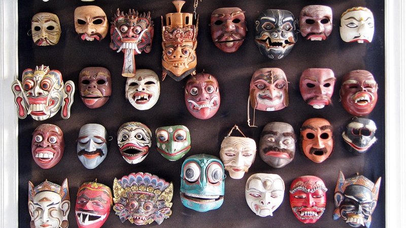 Na warsztatach w Café Silesia dzieci własnoręcznie wykonają maski karnawałowe (fot. foter.com)