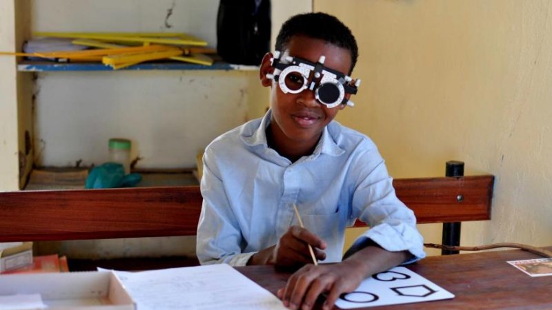 Dla wielu pacjentów okulary są nieosiągalne (fot. mat. FB Okulary dla Afryki)
