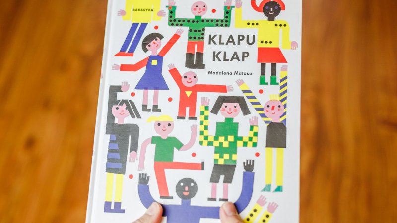 "Klapu klap" to ciekawa propozycja dla najmłodszych od wydawnictwa Babaryba (fot. Ewelina Zielińska)