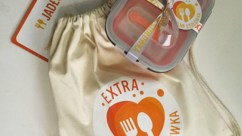 Zestaw śniadaniowy umili najmłodszym spożywanie zdrowych posiłków poza domem (fot. org. akcji Extra Szkolna Stołówka)