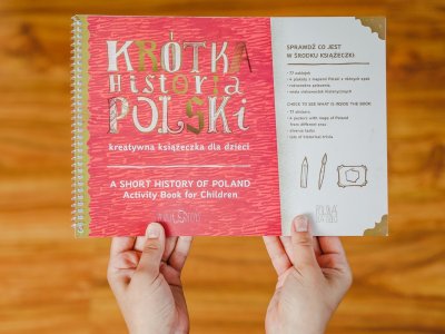 Kreatywna książeczka to świetne uzupełnienie wcześniejszej "Krótkiej historii Polski" (fot. Ewelina Zielińska)