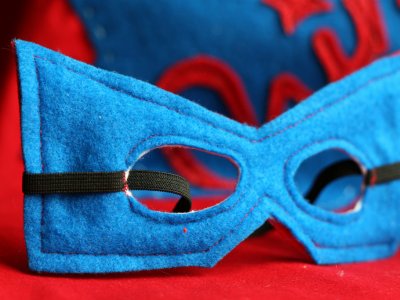 Maski do kostiumów dzieci będą mogły wykonać na miejscu (fot. foter.com)