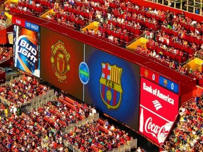 Wielkie kluby piłkarskie będą tematem zajęć w Tyskiej Galerii Sportu (fot. foter.com)