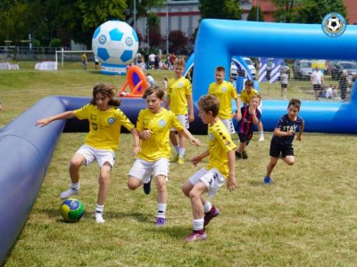 Dzieciaki będą mogły zagrać w miasteczku piłkarskim (fot. archiwum zdjęć FB Śląski Związek Piłki Nożnej)