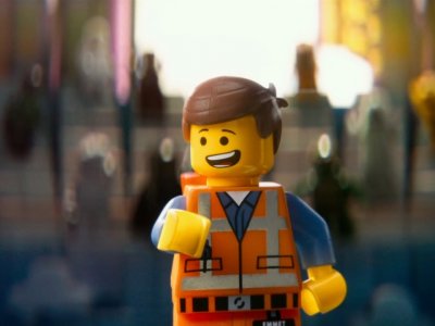 "LEGO przygoda" to film, w którym główni bohaterowie to znane nam wszystki postacie z klocków LEGO (fot. materiały prasowe)