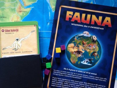 "Fauna" to rodzinna gra edukacyjna o zwierzętach od wydawnictwa Rebel (fot. Ewelina Zielińska)