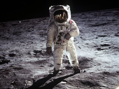 Wystawa powstała z okazji 50. rocznicy pierwszego lądowania ludzi na księżycu (fot. mat. pixabay)
