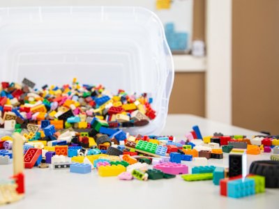 Temat "Wyzwania Lego" będzie Halloween i jesieni (fot. mat. pexels)
