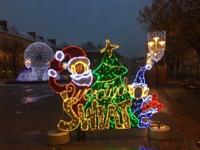 14 grudnia na Placu Baczyńskiego w Tychach stanie scena i kramy ze swojskim jedzeniem i ozdobami świątecznymi (fot. mat. SilesiaDzieci.pl)