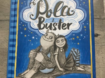 „Pola i Buster” to książka dla dzieci w wieku szkolnym (fot. Ewelina Zielińska/SilesiaDzieci.pl)