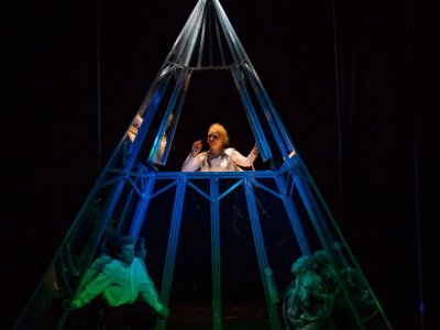 "Szklana Góra" to spektakl, który możecie oglądać w Teatrze Lalek Banialuka (fot. mat. Teatr  Lalek Banialuka)