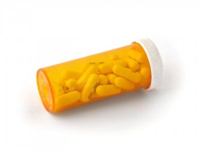 Przyjmowanie antybiotyków może powodować grzybicę pochwy (fot. sxc.hu)