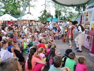 W Amfiteatrze Parku Turystyki w Brennej odbywać się będą w wakacje przedstawienia dla dzieci (fot. mat. organizatora)